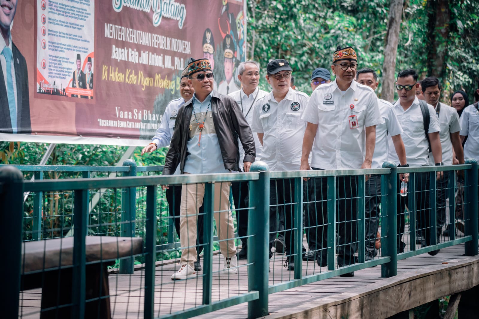 Plt. Sekda Kalteng Dampingi Gubernur dalam Aksi Konservasi di Hutan Kota Nyaru Menteng