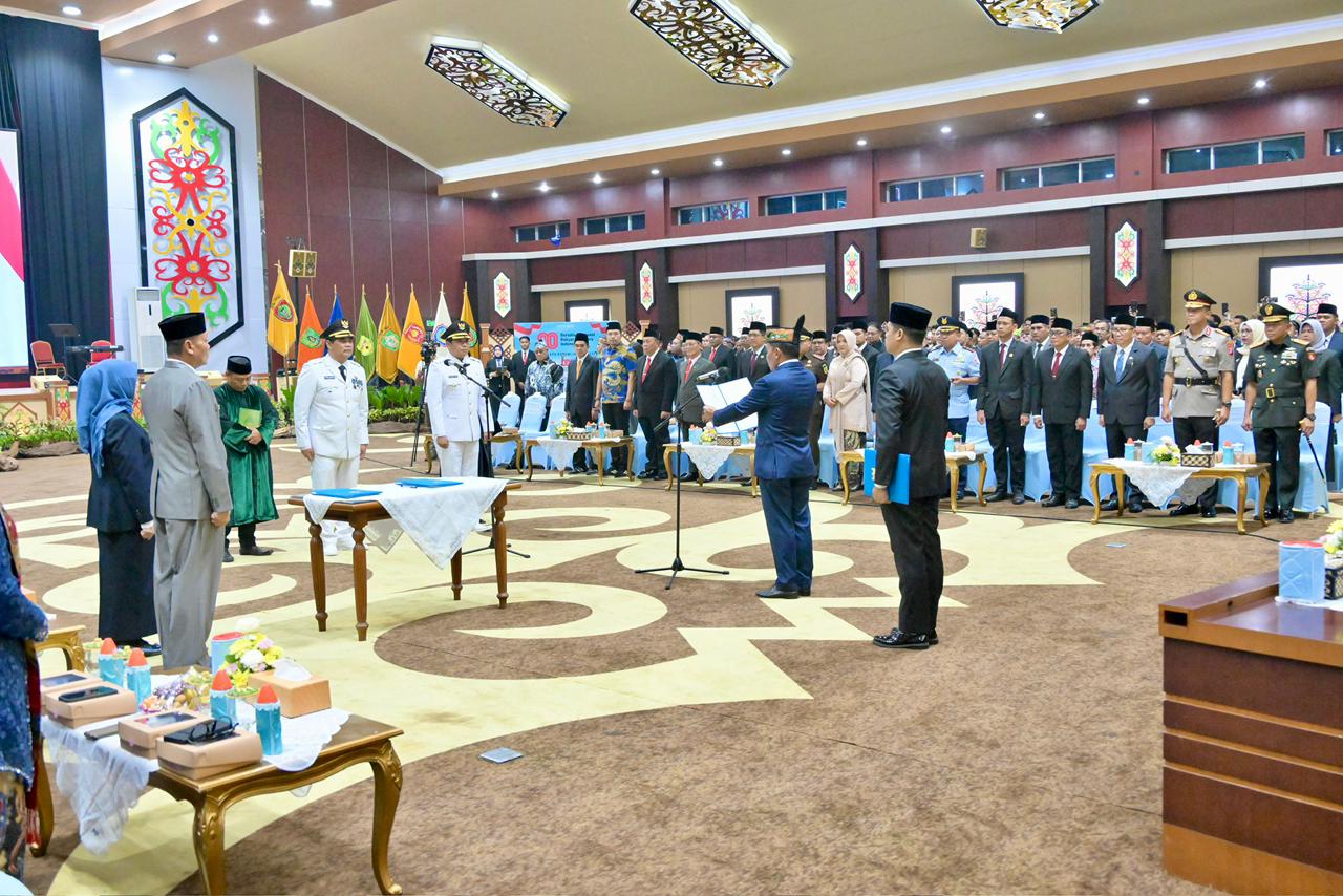 Kepala BAPPERIDA Prov. Kalteng Ucapkan Selamat atas Pelantikan Bupati dan Wakil Bupati Barito Utara 2025–2030