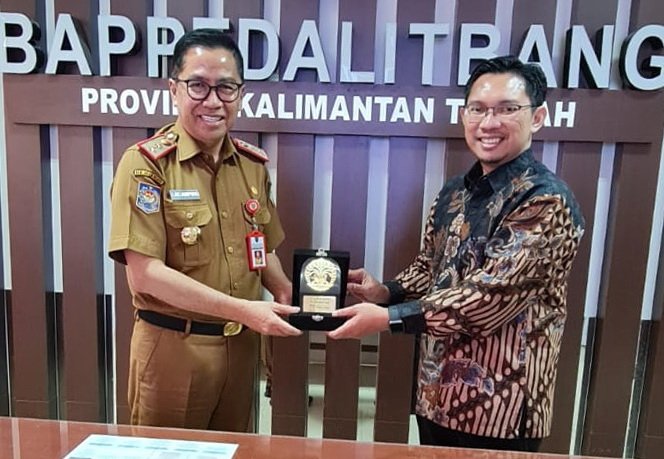 Bappedalitbang Prov. Kalteng bersama LPPIA FIA UI melaksanakan Sinkronisasi Data dan Diskusi Persiapan Diseminasi Hasil  Kerjasama Kajian.